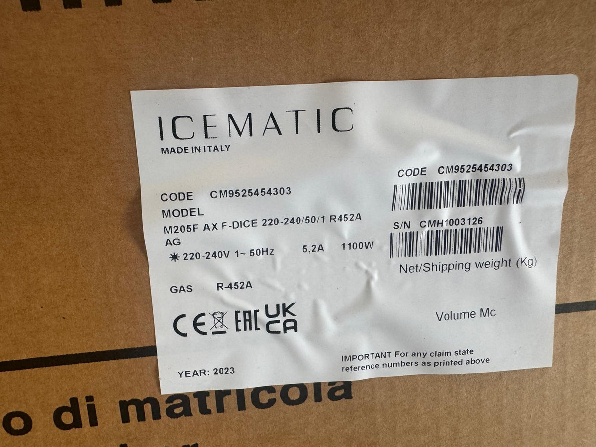 Stock macchine del ghiaccio acqua/aria marca ICEMATIC cubetto pieno da 300kg